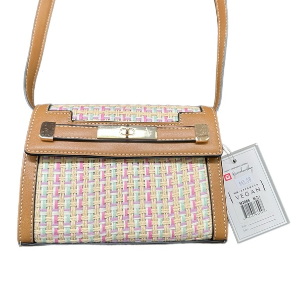 JEN & CO Pink and Cream Crossbody Bag with Adjustable Strap - Picture 1 of 10